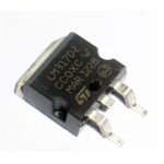 آی سی رگولاتور  LM317 SMD اورجینال